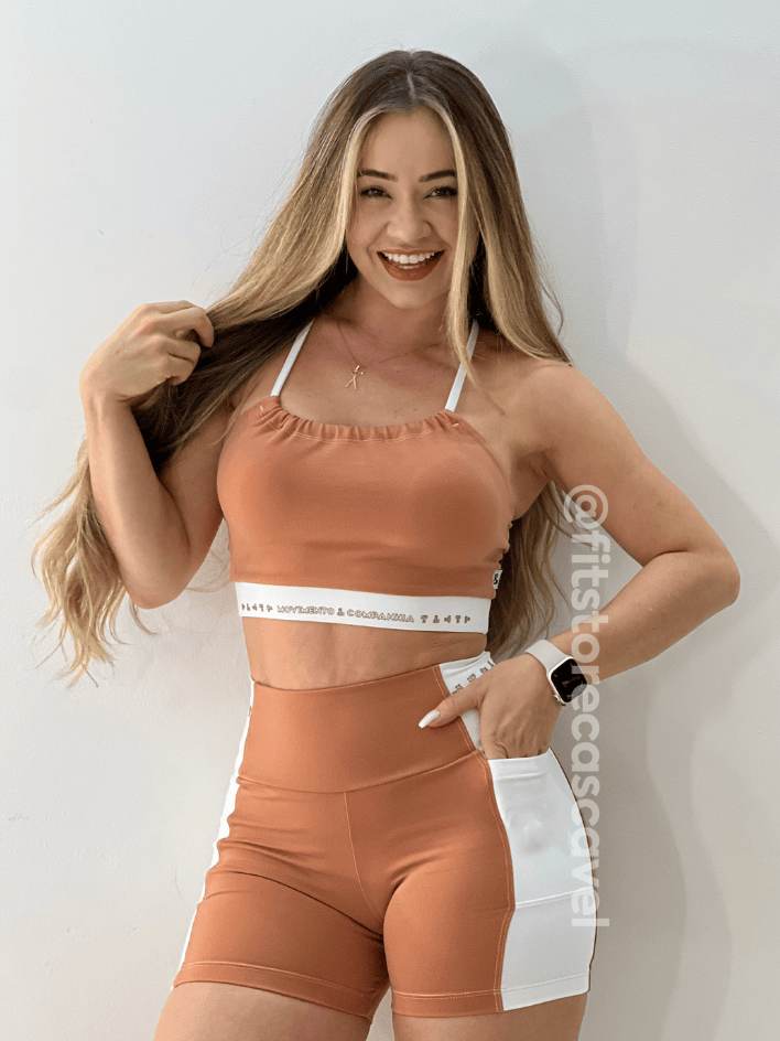 Conjunto Danger Fitness Top e Shorts